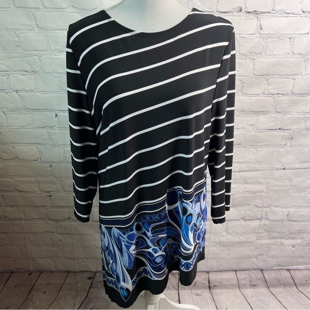 Chico’s Travelers Asymmetrical Striped Tunic Top Large